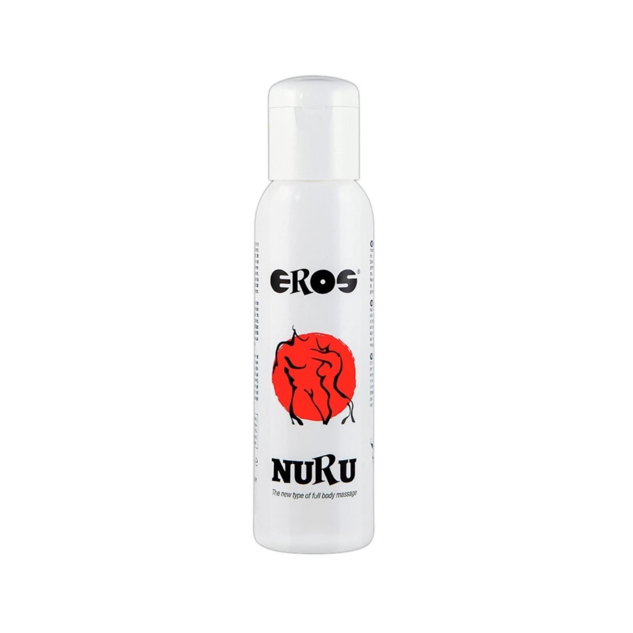 Weiße Flasche mit schwarzem und rotem Aufdruck. Oben steht "EROS", darunter "NURU". Roter Kreis mit zwei Figuren.