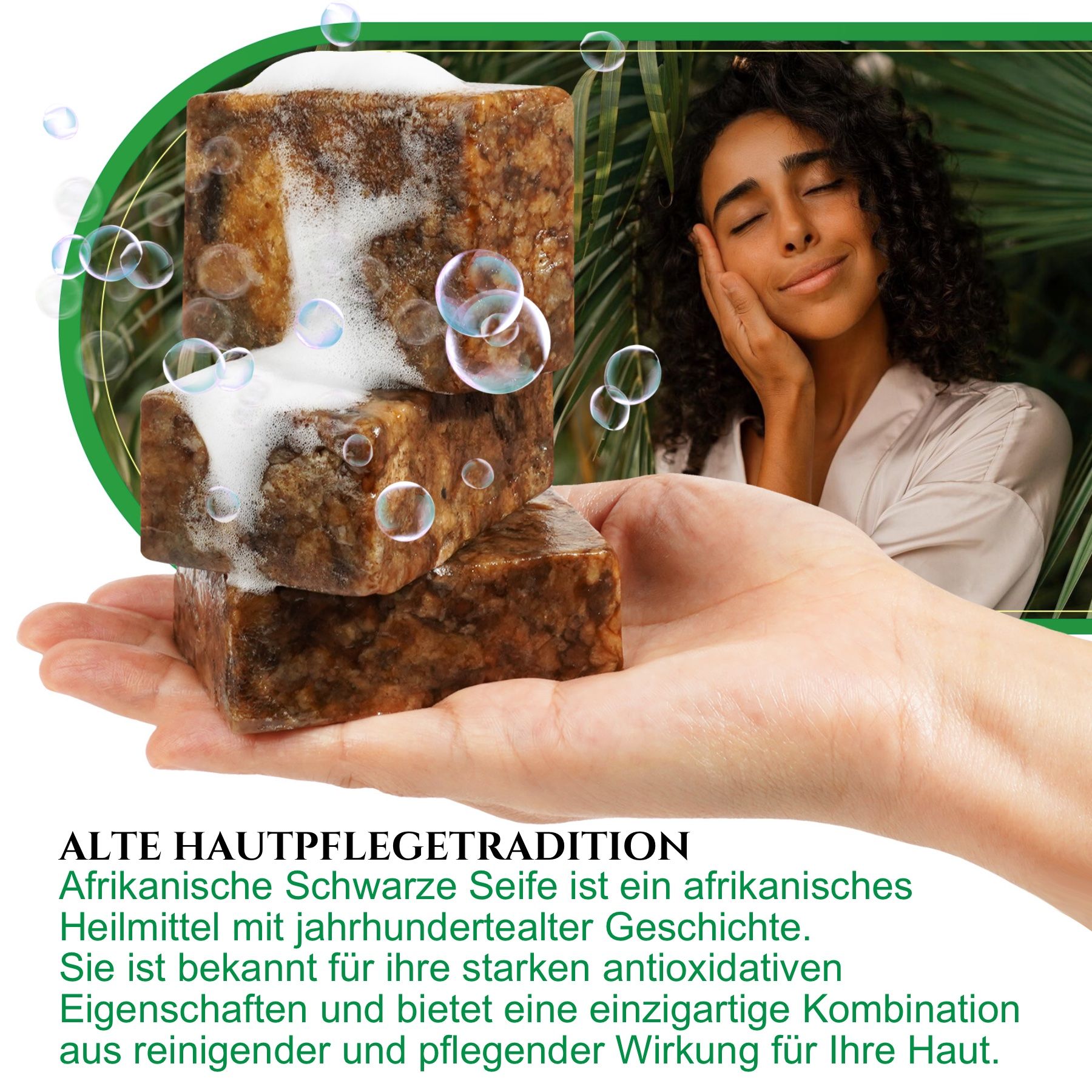 Hände halten drei Stücke schwarze Seife. Text: Alte Hautpflegetradition. Afrikanische Schwarze Seife ist ein afrikanisches Heilmittel.