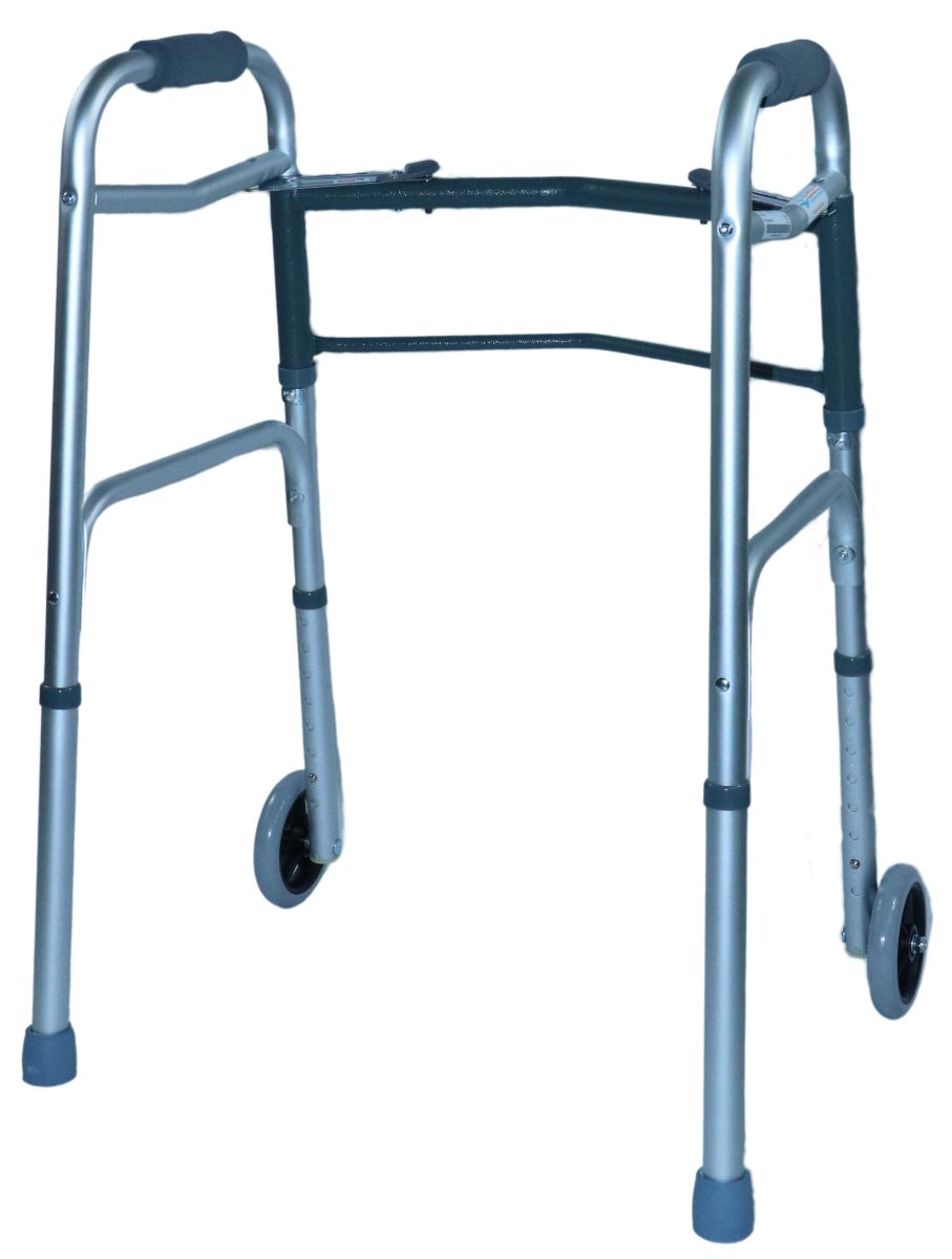 Gehhilfe aus Aluminium mit zwei Rädern und zwei Spitzen. Silberfarbenes Gestell, graue Räder und Handgriffe.