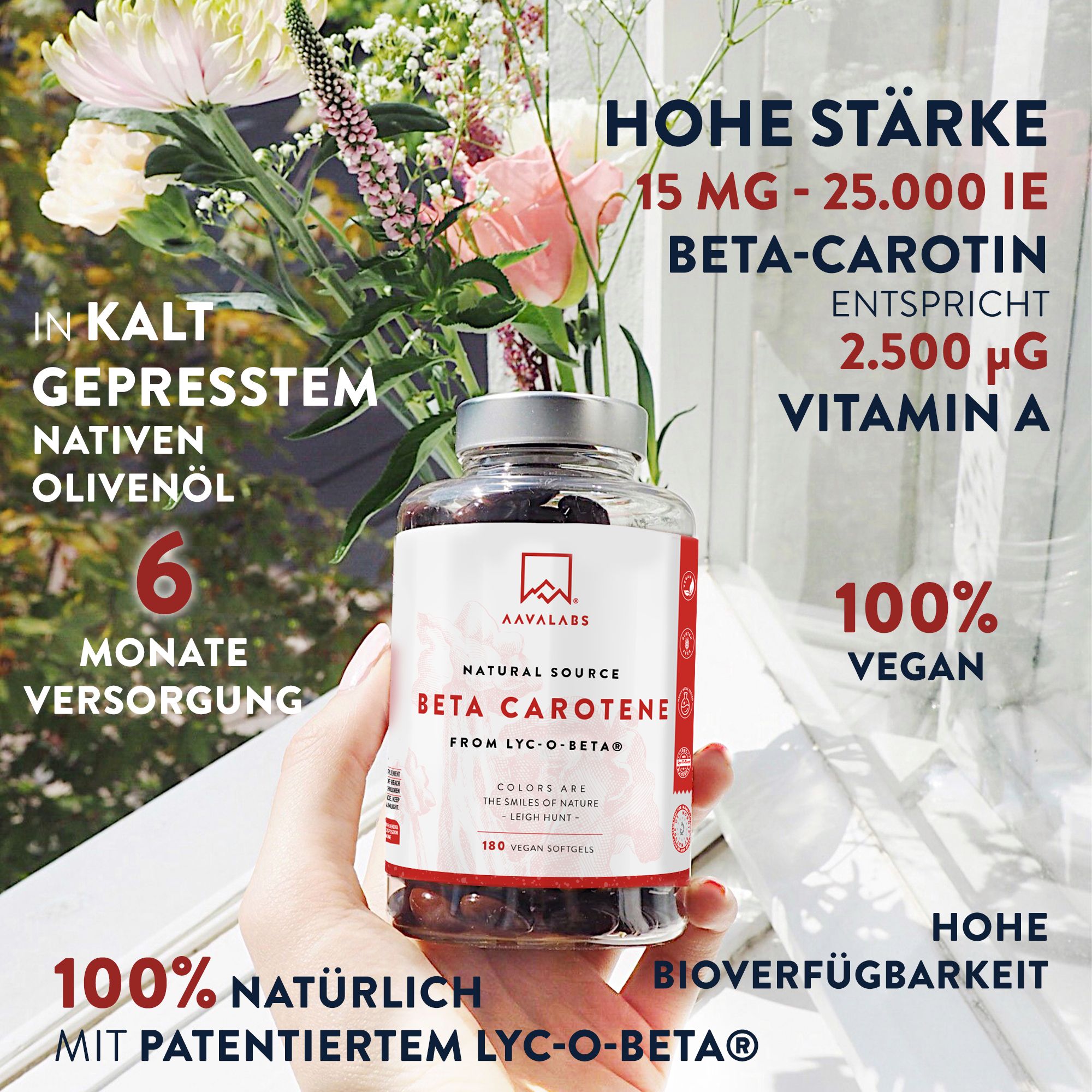 Flasche mit Kapseln, Blumen und Hand. Aufschrift: AAVALABS, Beta Carotin, 100% vegan, 180 Softgels.