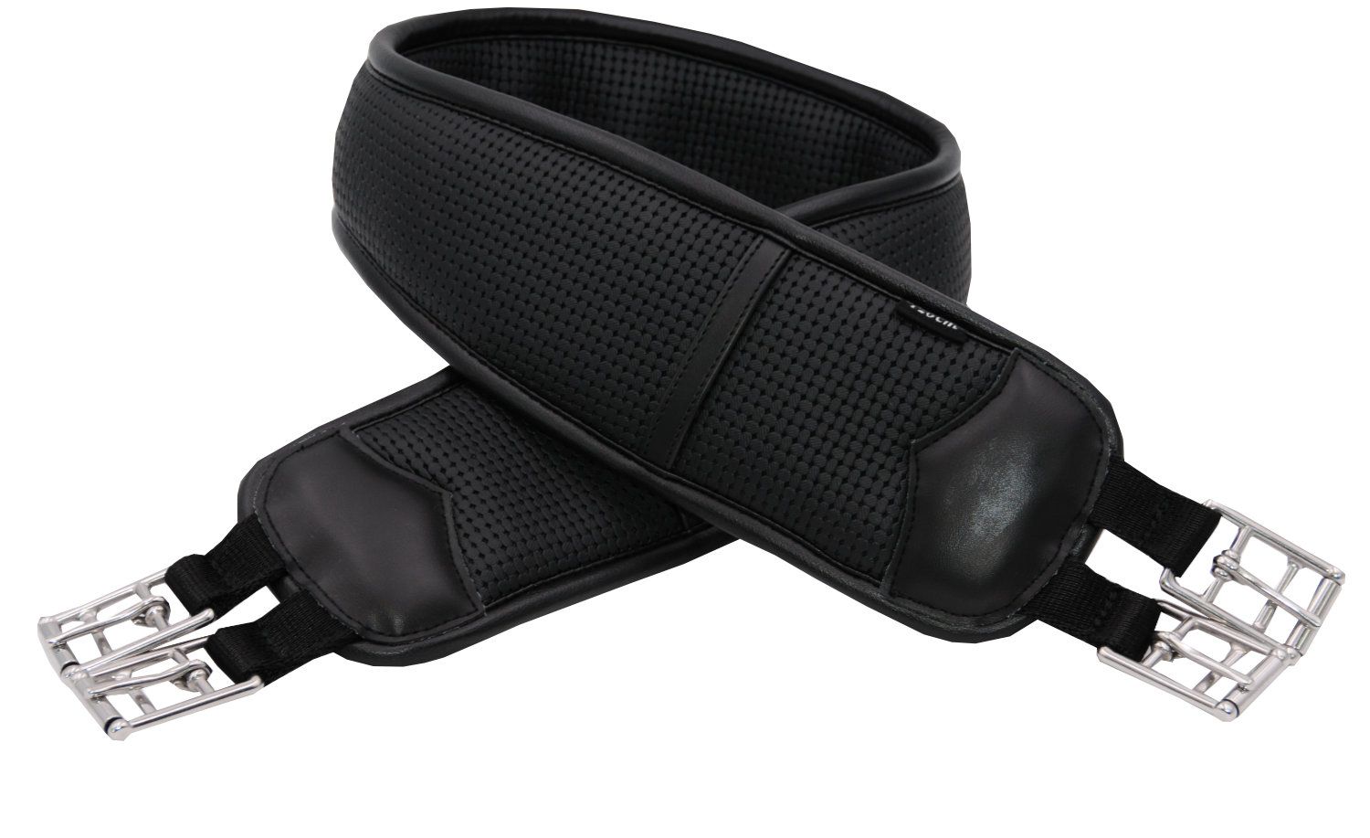 Schwarzer Sattelgurt aus Neopren mit Metallverschlüssen. Perforierte Oberfläche, gepolstert. Zwei Schnallen.