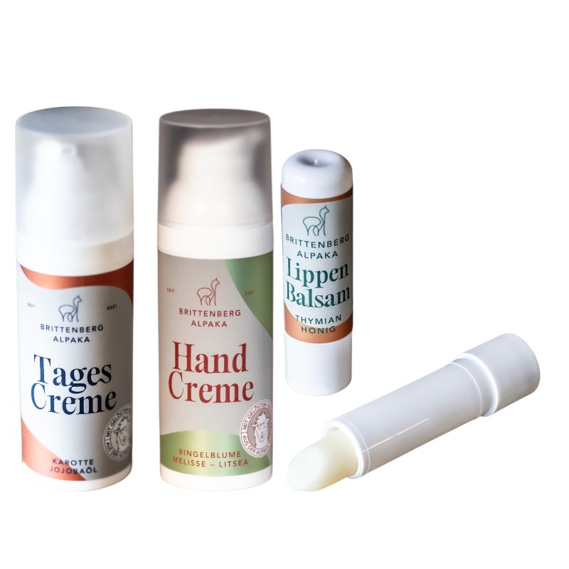 BRITTENBERG ALPAKA Pflegeset: Tagescreme, Handcreme und Lippenbalsam. Enthält Karotte, Jojobaöl, Ringelblume und Melisse.
