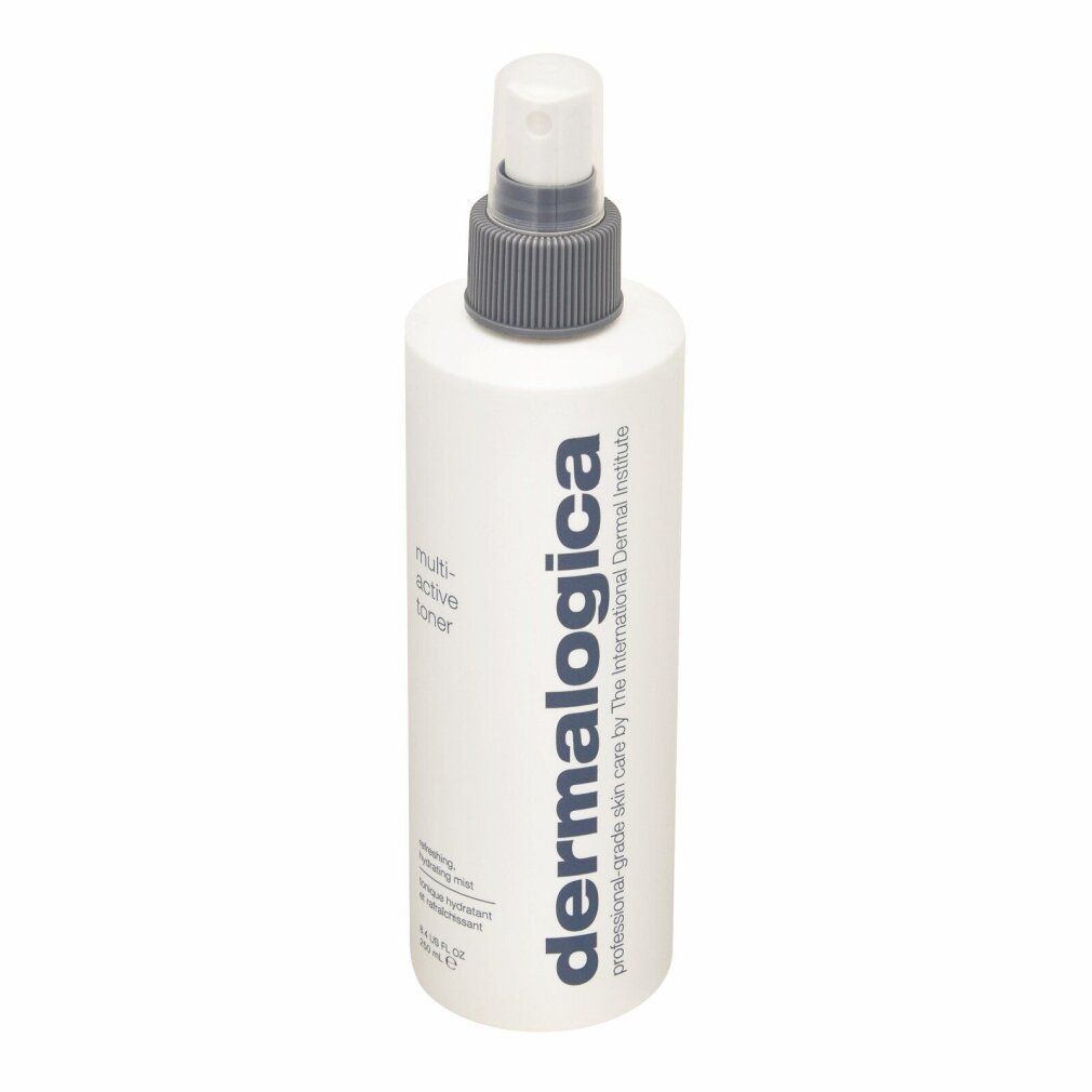 Weisse Flasche mit Sprühkopf. Aufschrift: multi-active toner, Dermalogica. Flasche leicht schräg.