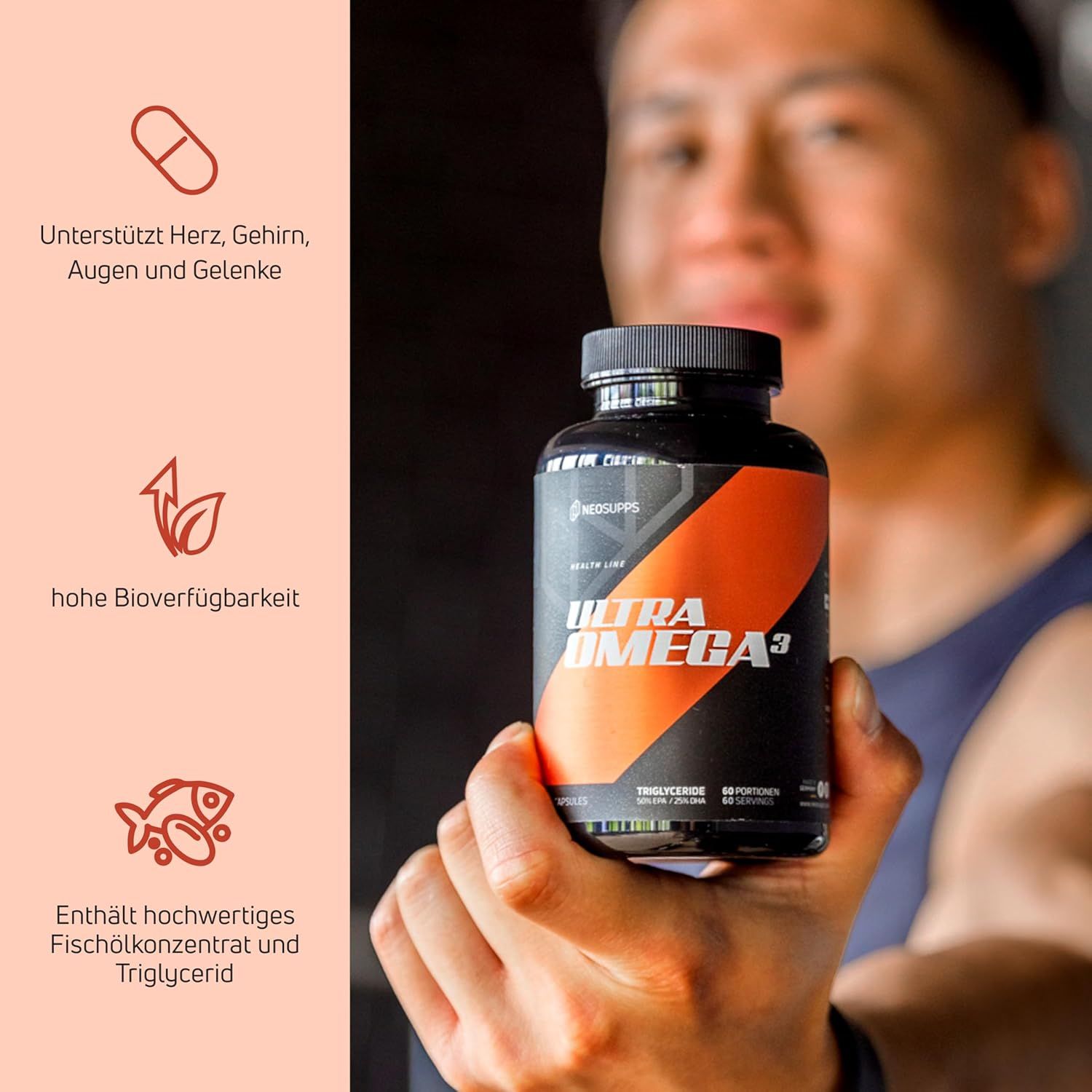Schwarze Flasche mit orangefarbenem Etikett. Text: Ultra Omega 3. Person hält die Flasche. Text: Unterstützt Herz, Gehirn, Augen und Gelenke.