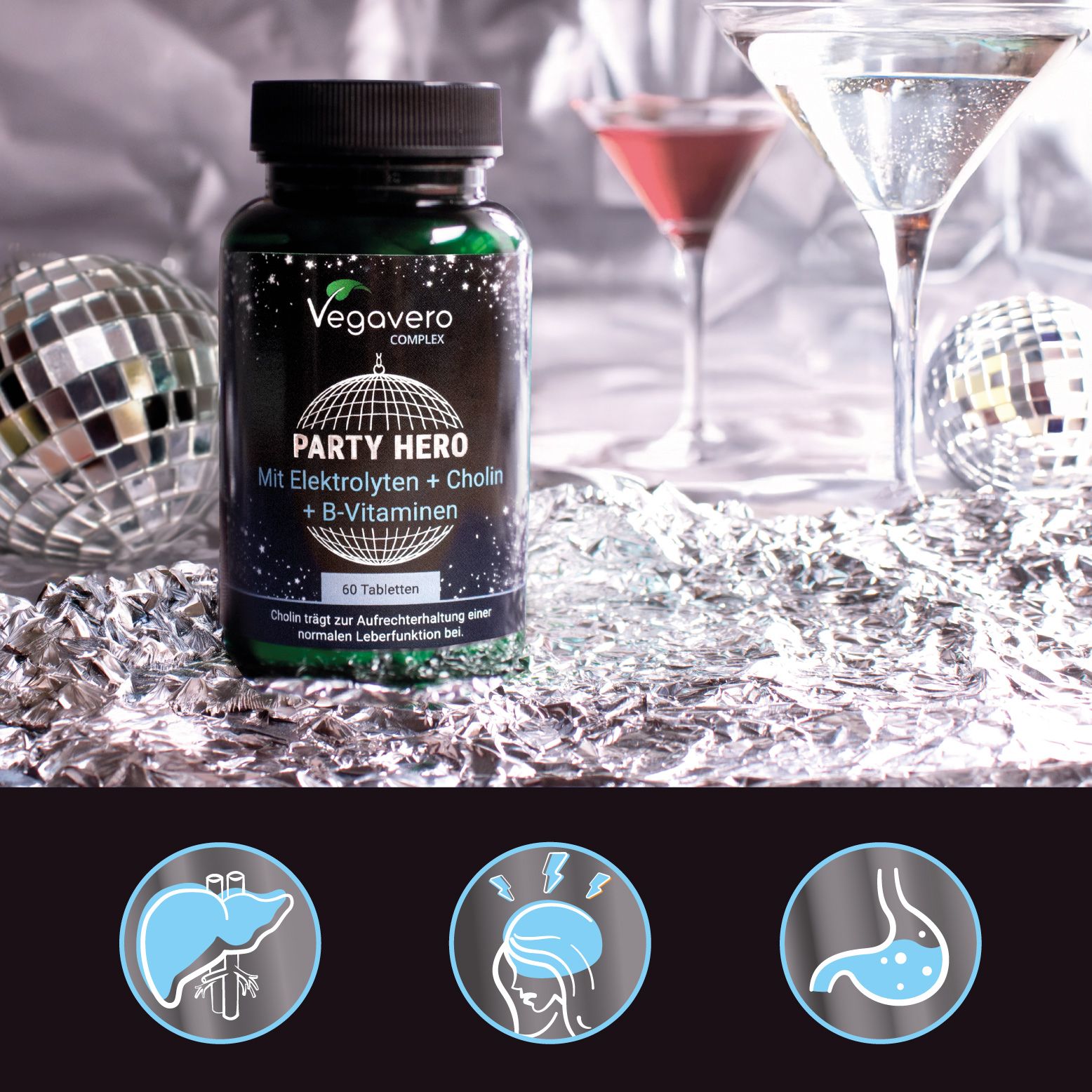 Grüne Flasche mit schwarzem Deckel. Aufschrift: Vegavaro COMPLEX, PARTY HERO, Mit Elektrolyten + Cholin + B-Vitaminen. 60 Tabletten. Hintergrund mit Glitzer.