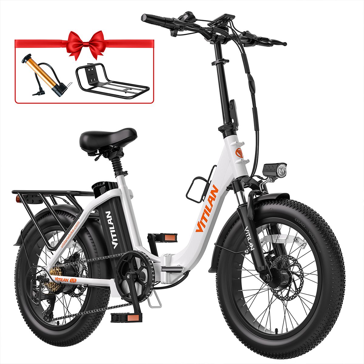 E-Bike, weiß, mit Zubehör: Pumpe, Gepäckträger. VITILAN-Logo. Frontlicht. Schwarze Reifen.