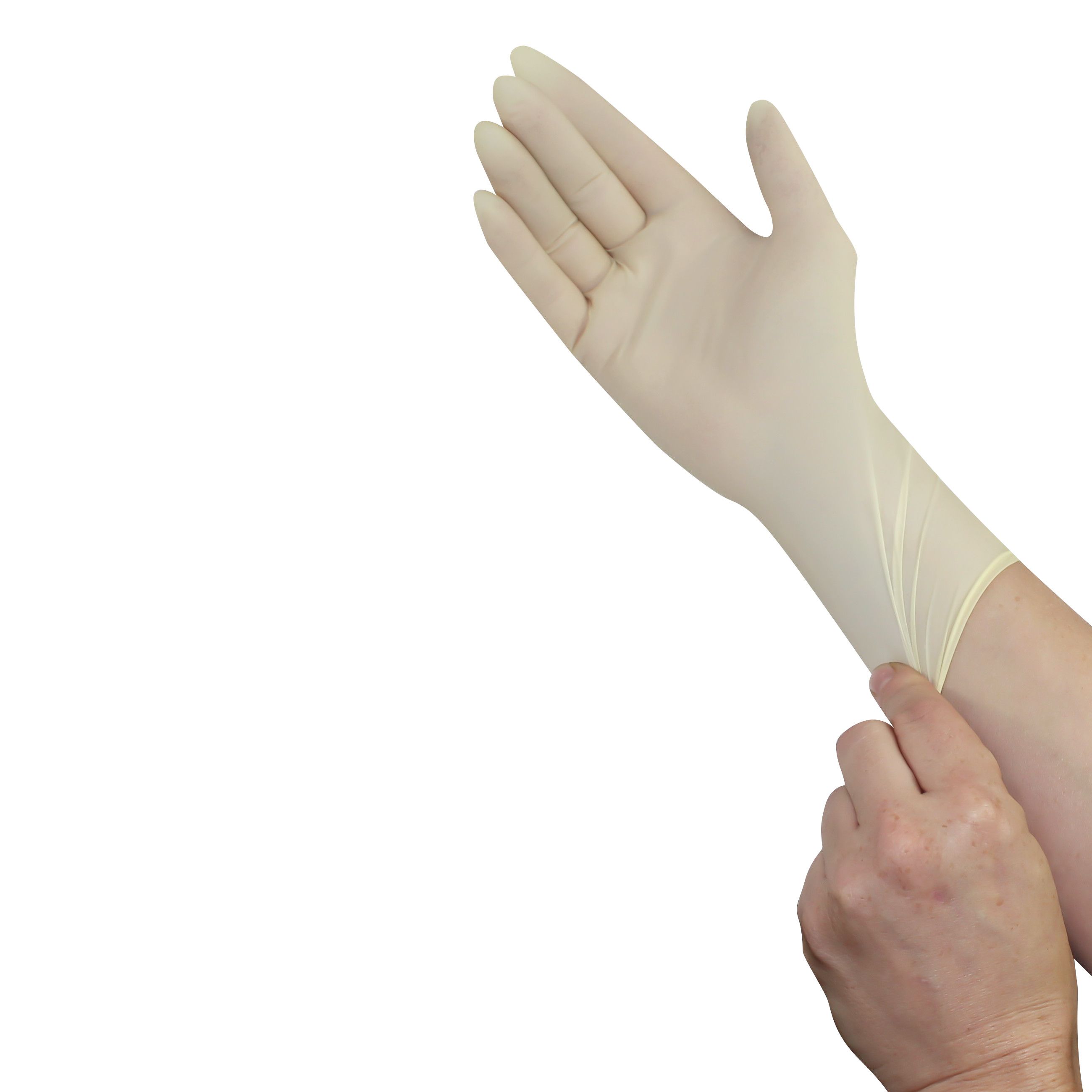 Person zieht Latex-Handschuh an. Hautfarbener Handschuh, Arm und Hand sichtbar. Hintergrund weiß.