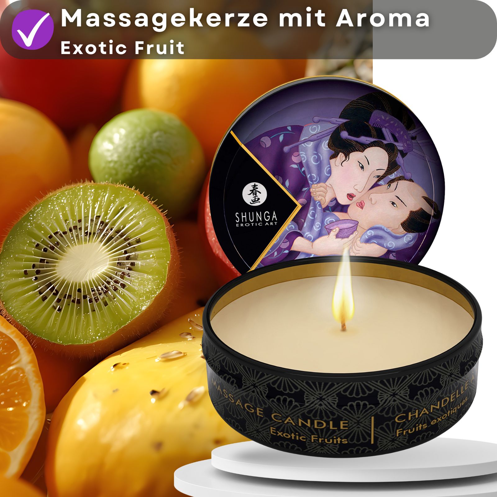 Massagekerze mit Aroma Exotic Fruits. Dose mit Geisha-Illustration und Früchten im Hintergrund. Produktinformationen auf Banner.