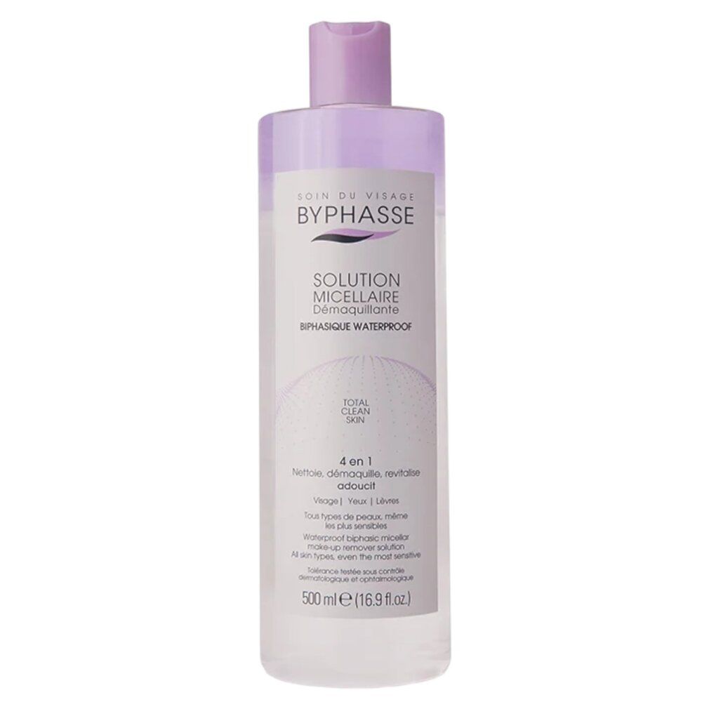 Flasche mit lila Verschluss. Aufschrift: BYPHASSE, SOLUTION MICELLAIRE, DEMAQUILLANTE, BIFASIQUE WATERPROOF. 4 en 1.