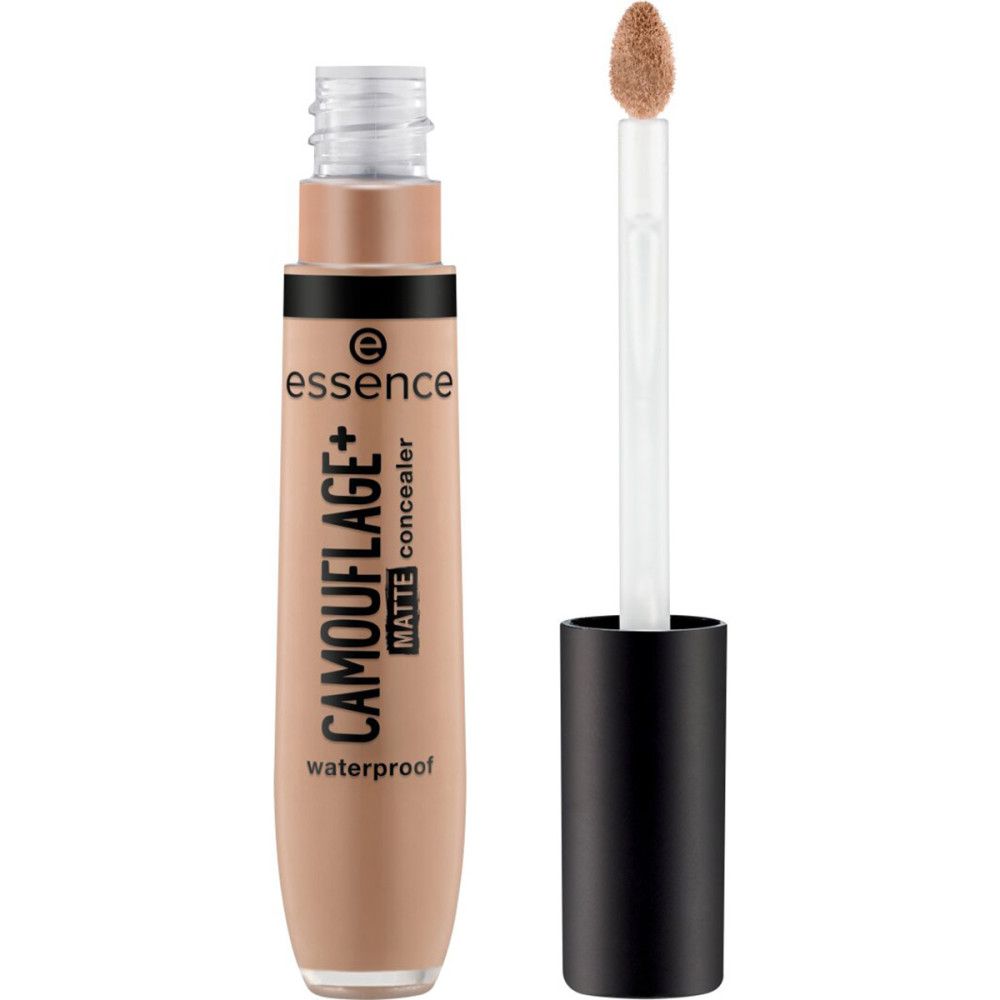 Beige Concealer-Tube mit schwarzem Deckel und Applikator. Aufschrift: CAMOUFLAGE+ matte concealer waterproof. Marke: essence.