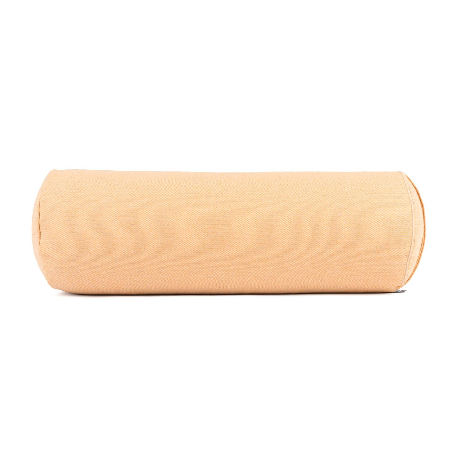Beige Yoga-Bolster, zylindrisch, aus Stoff. Enden abgerundet.
