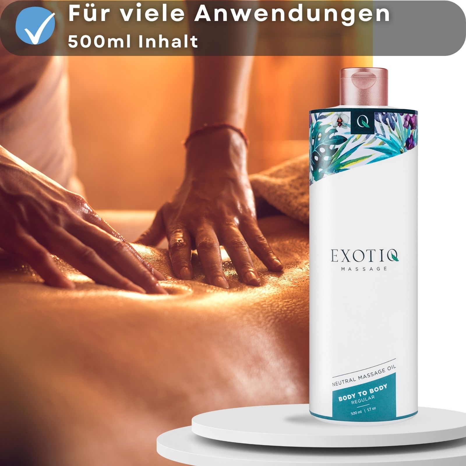 Massage. Flasche mit Text: EXOTIQ MASSAGE, BODY TO BODY REGULAR. Auf weißem Podest.