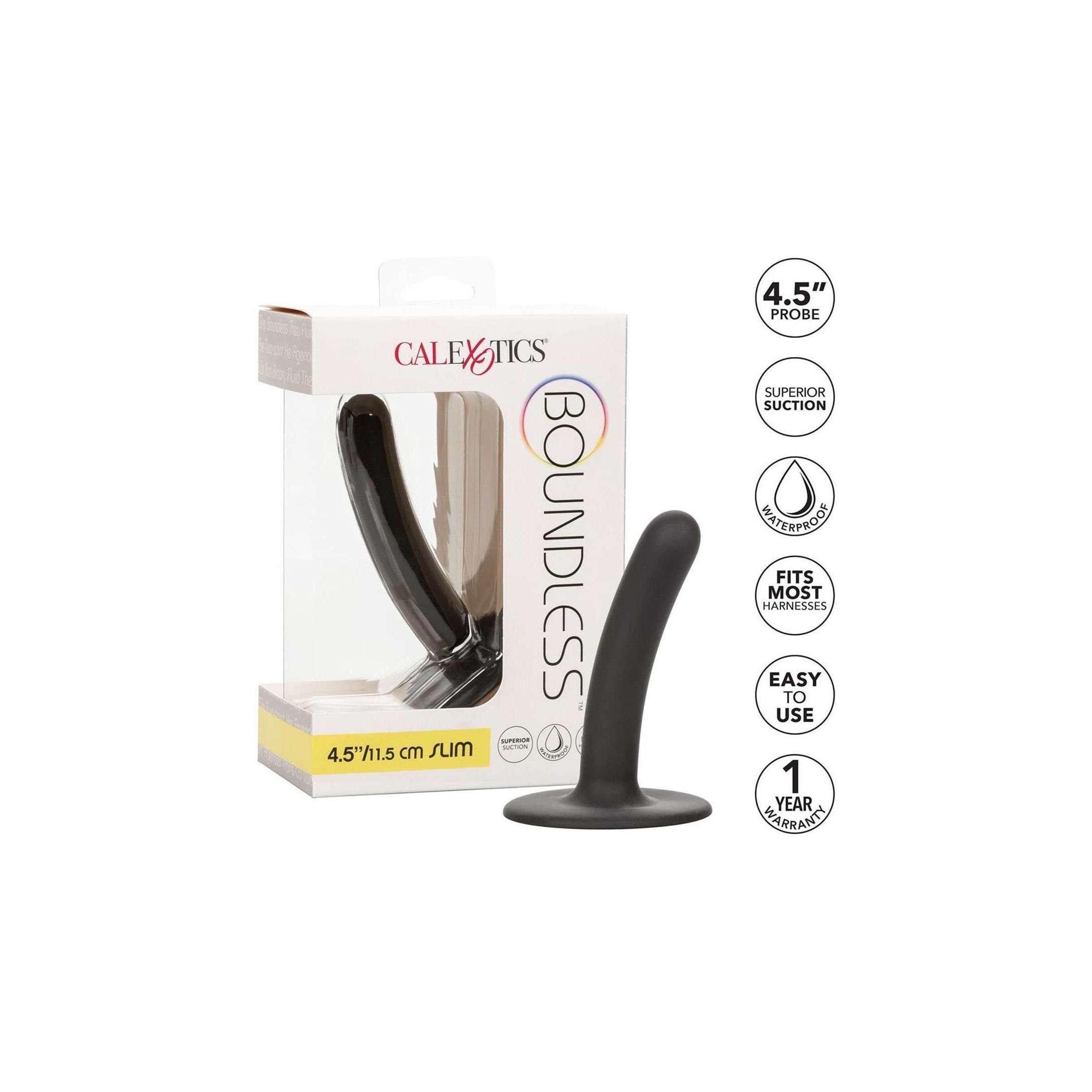 Schwarzer, gebogener Silikon-Stimulator mit Saugbasis. In Verpackung mit Produktnamen und Logos. 4,5"/11,5 cm.