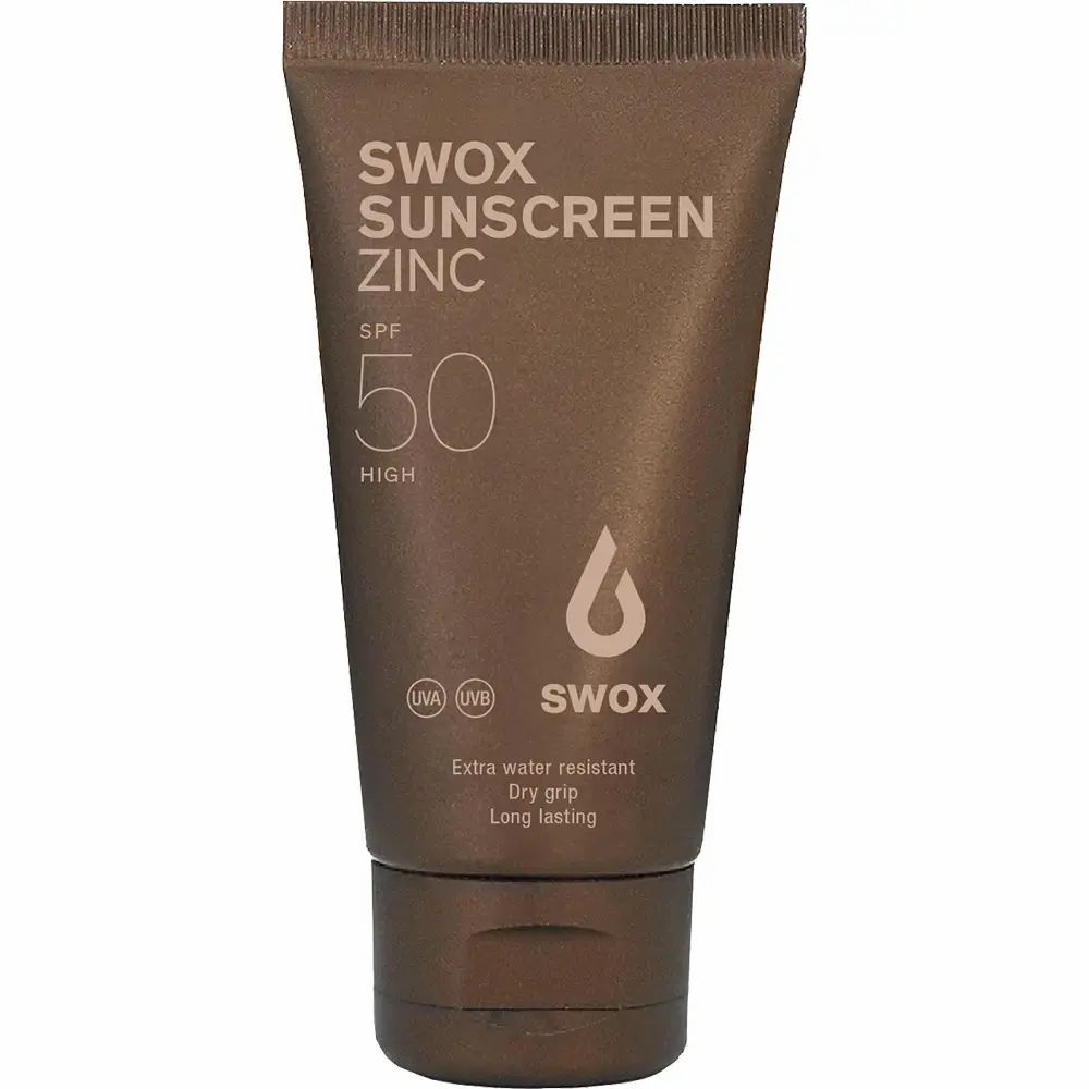 Braune Tube Sonnencreme. Aufschrift: SWOX SUNSCREEN ZINC SPF 50. Tropfensymbol. Text: Extra wasserfest, Dry grip, Long lasting.