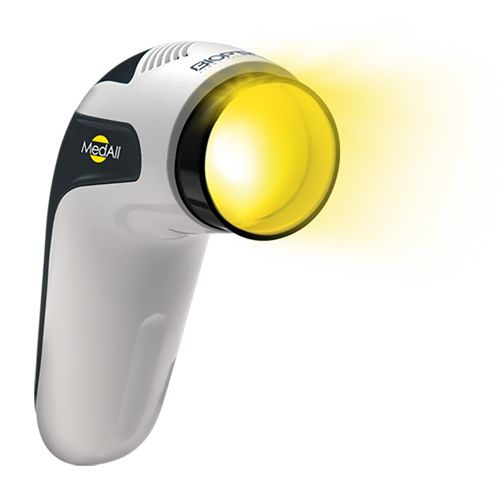 Weiß-graues Gerät mit gelbem Lichtstrahl. Aufschrift "MedAll".