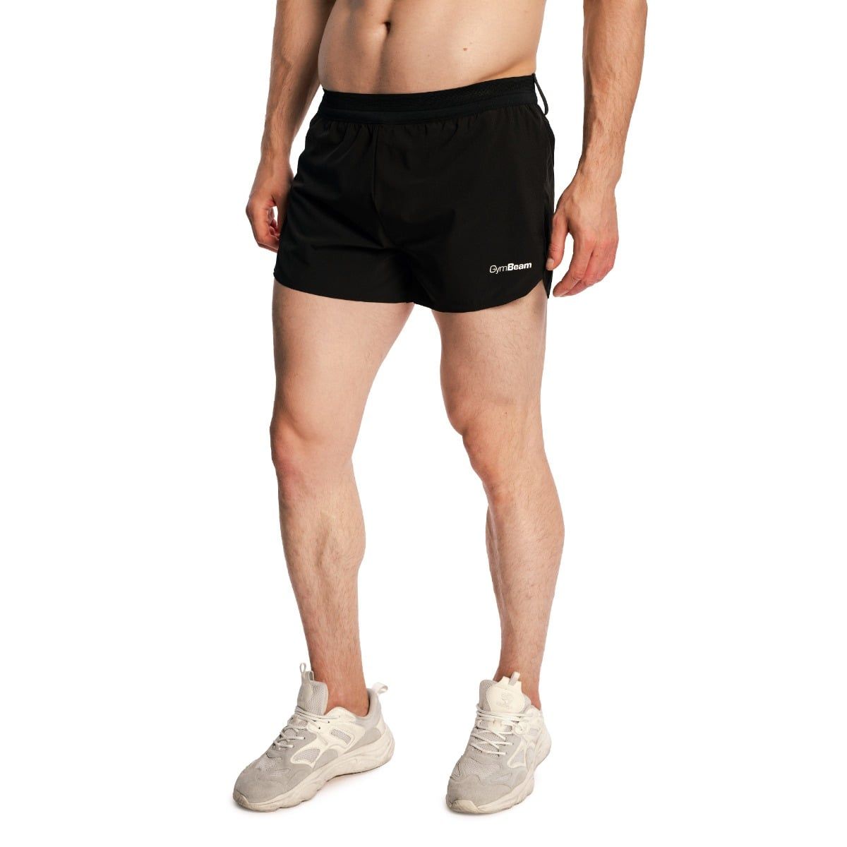 Schwarze Laufshorts für Männer, seitliche Ansicht. Seitenschlitz und Logo sichtbar.