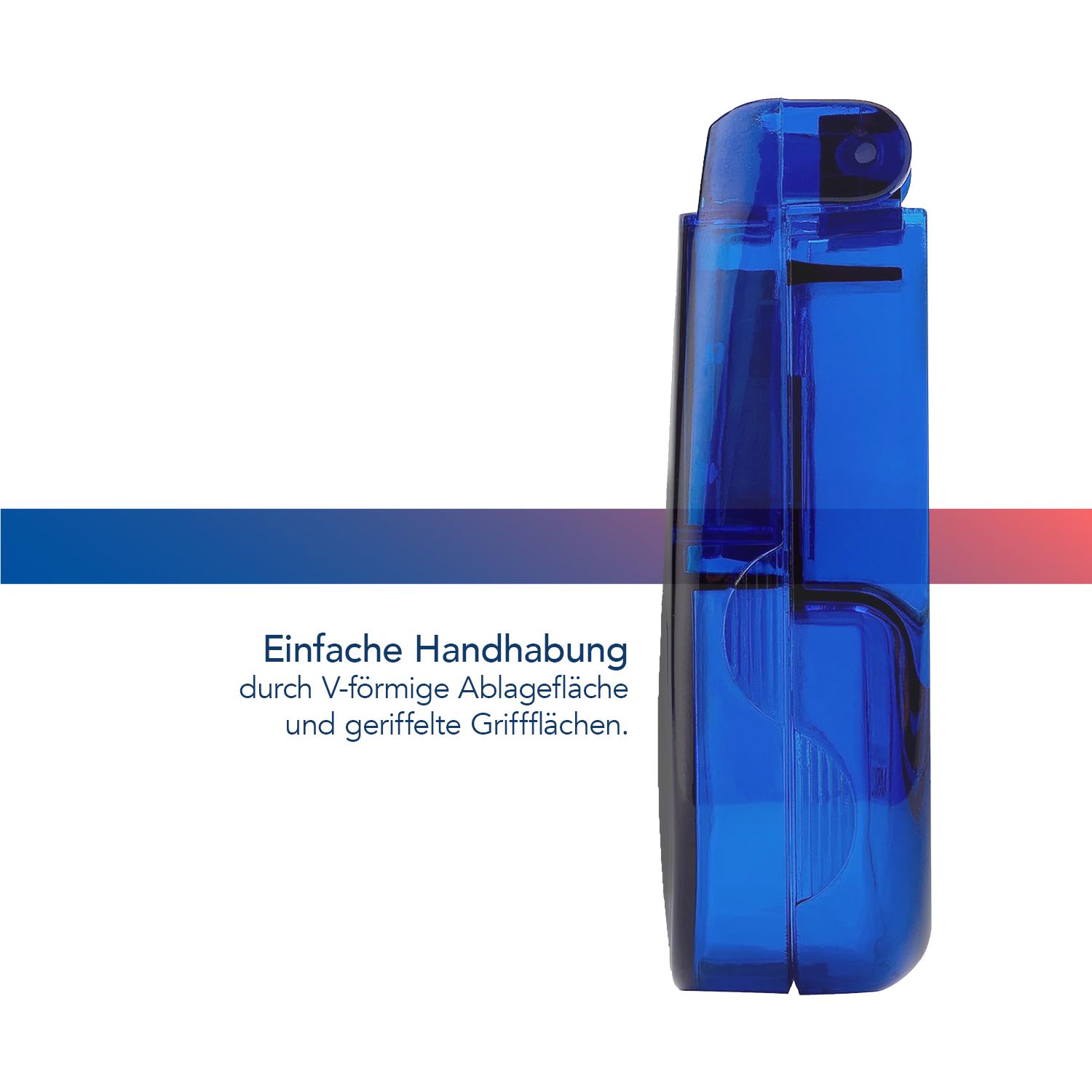 Geschlossener, blauer Tablettenteiler. Seitliche Ansicht. Text: Einfache Handhabung durch V-förmige Ablagefläche.