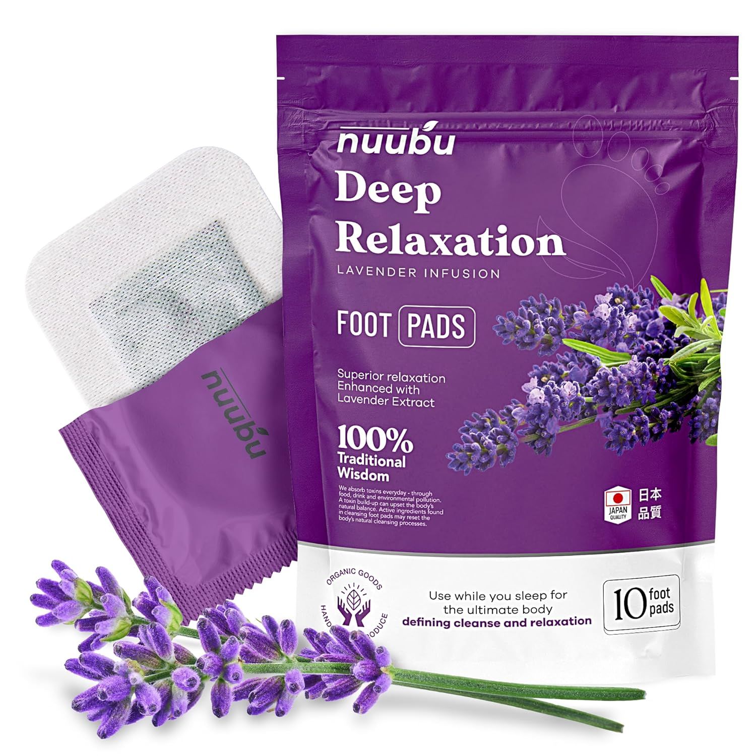 Packung Fußpflaster, geöffnet. Aufschrift: Deep Relaxation, Lavendel. 10 Fußpflaster. Lavendelblüten.
