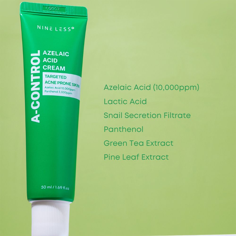 Grüne Tube mit weißem Deckel. Aufschrift: A-Control, Azelaic Acid Cream. Text: Targeted Acne Prone Skin. Inhaltsstoffe: Azelainsäure, Milchsäure.