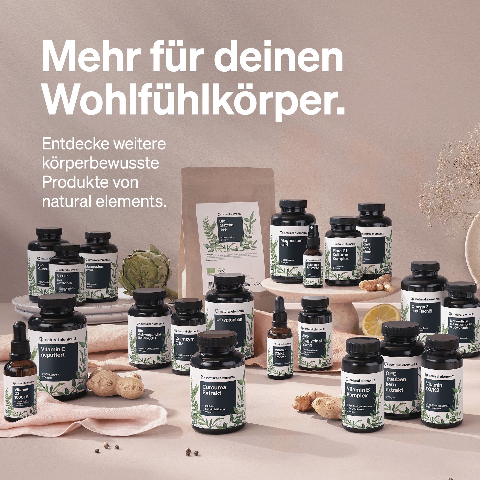 Verschiedene Flaschen von natural elements. Einige mit Tropfern, andere mit Kapseln. Verschiedene Größen.