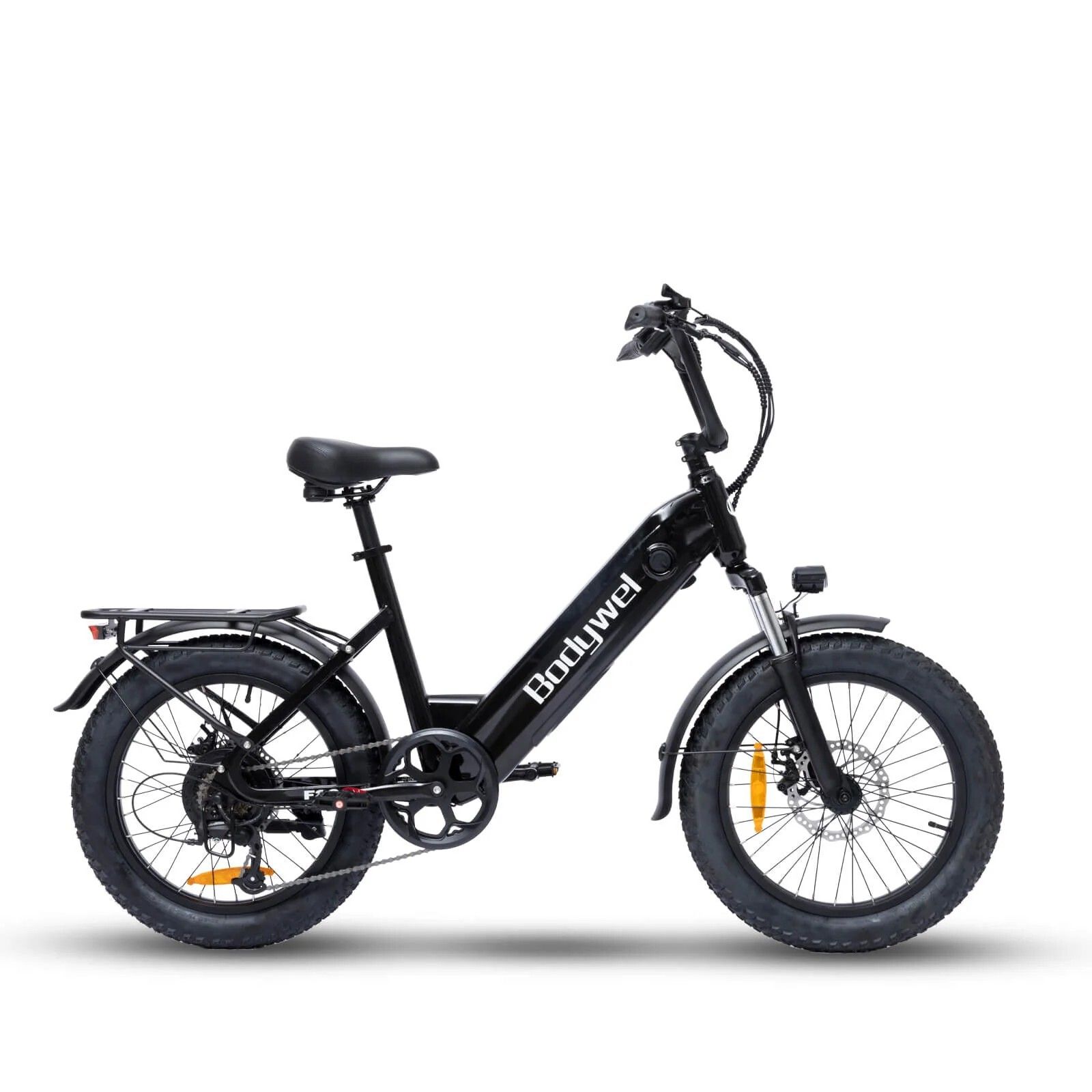 Schwarzes Bodywel F20PRO Elektrofahrrad. Große Reifen, Gepäckträger, Schutzbleche. Sichtbare Marke Bodywel.