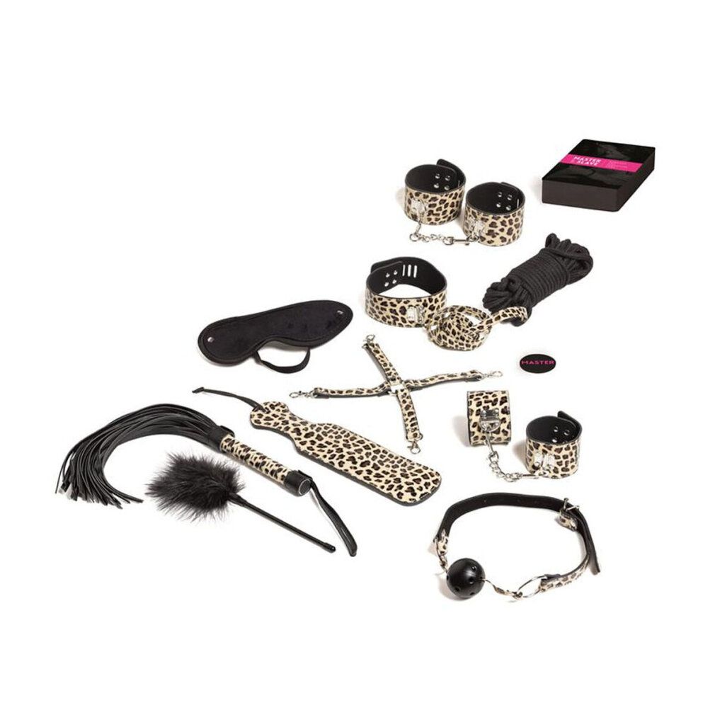 Set mit Leopardenmuster-Zubehör: Fesseln, Augenbinde, Peitsche, Paddel, Handschellen, Halsband, Knebel, Handschuhe und mehr. Schwarze und beige Farben.