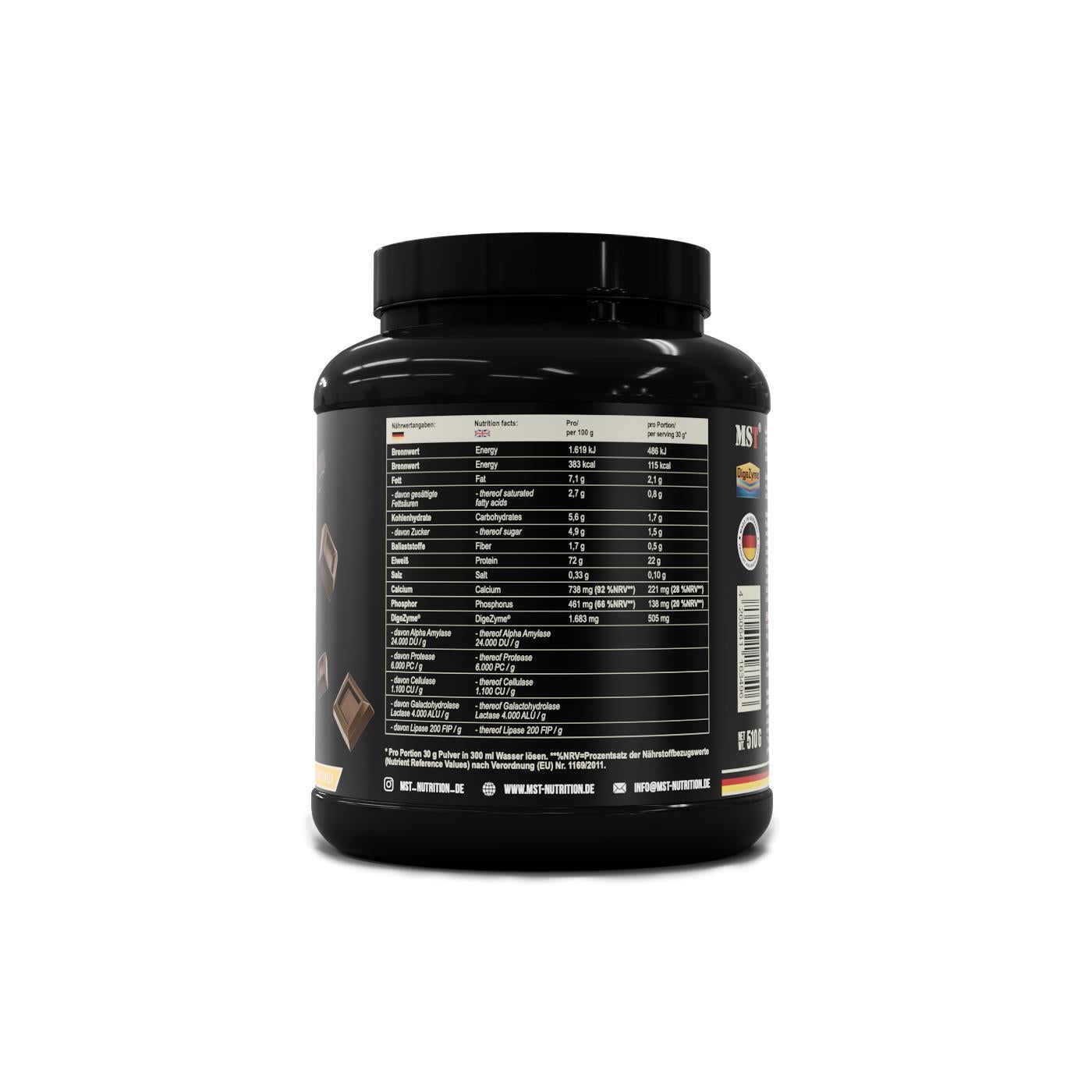 Rückseite der schwarzen Dose MST Best Whey Protein. Enthält Nährwertangaben und Inhaltsstoffe. Mit deutschem Flaggen-Logo.