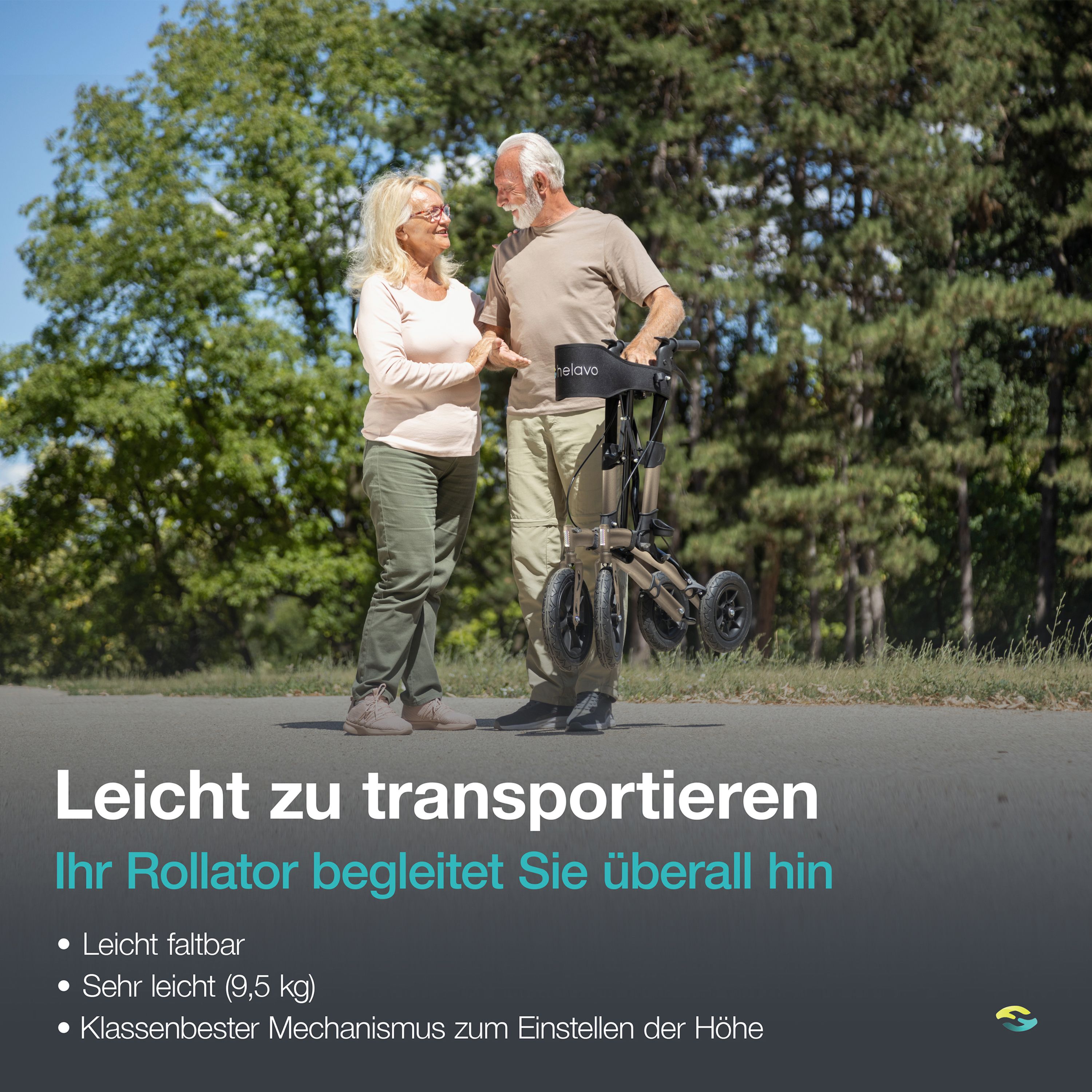 Älteres Paar mit leichtem, faltbarem Rollator im Freien. Rollator wiegt 9,5 kg, mit höhenverstellbarem Mechanismus.