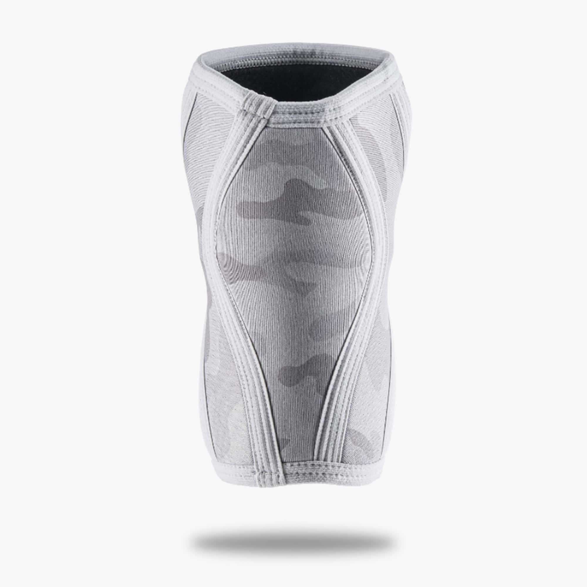 Graue Kniebandage mit Tarnmuster. Die Bandage hat eine ergonomische Form und ist aus Stoff gefertigt. Ansicht von vorne.