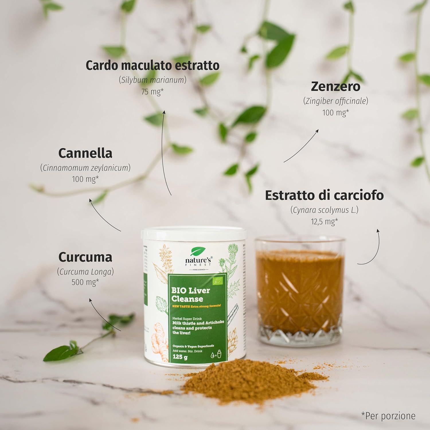 Dose Nature's Finest Bio Liver Cleanse, Glas mit Getränk, Zutaten. Mariendistel, Kurkuma, Zimt, Artischocke, Ingwer.