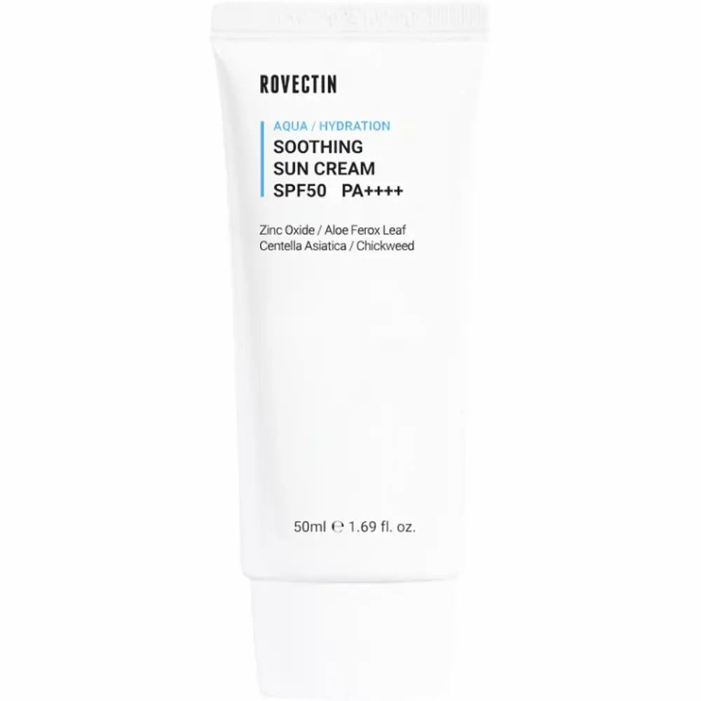 Weiße Tube ROVECTIN Aqua Soothing Sun Cream SPF50+ PA++++. Produktname und Inhaltsstoffe sind aufgedruckt. 50ml e 1.69 fl. oz.
