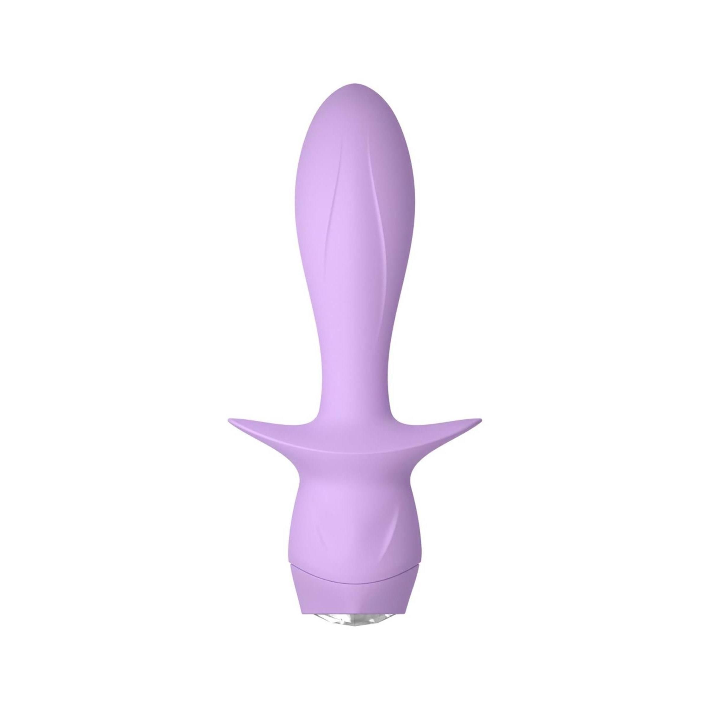 Lila Vibrator mit tropfenförmigem Kopf und Flügeln. Unterteil mit abgerundeter Basis. Auf weißem Hintergrund.