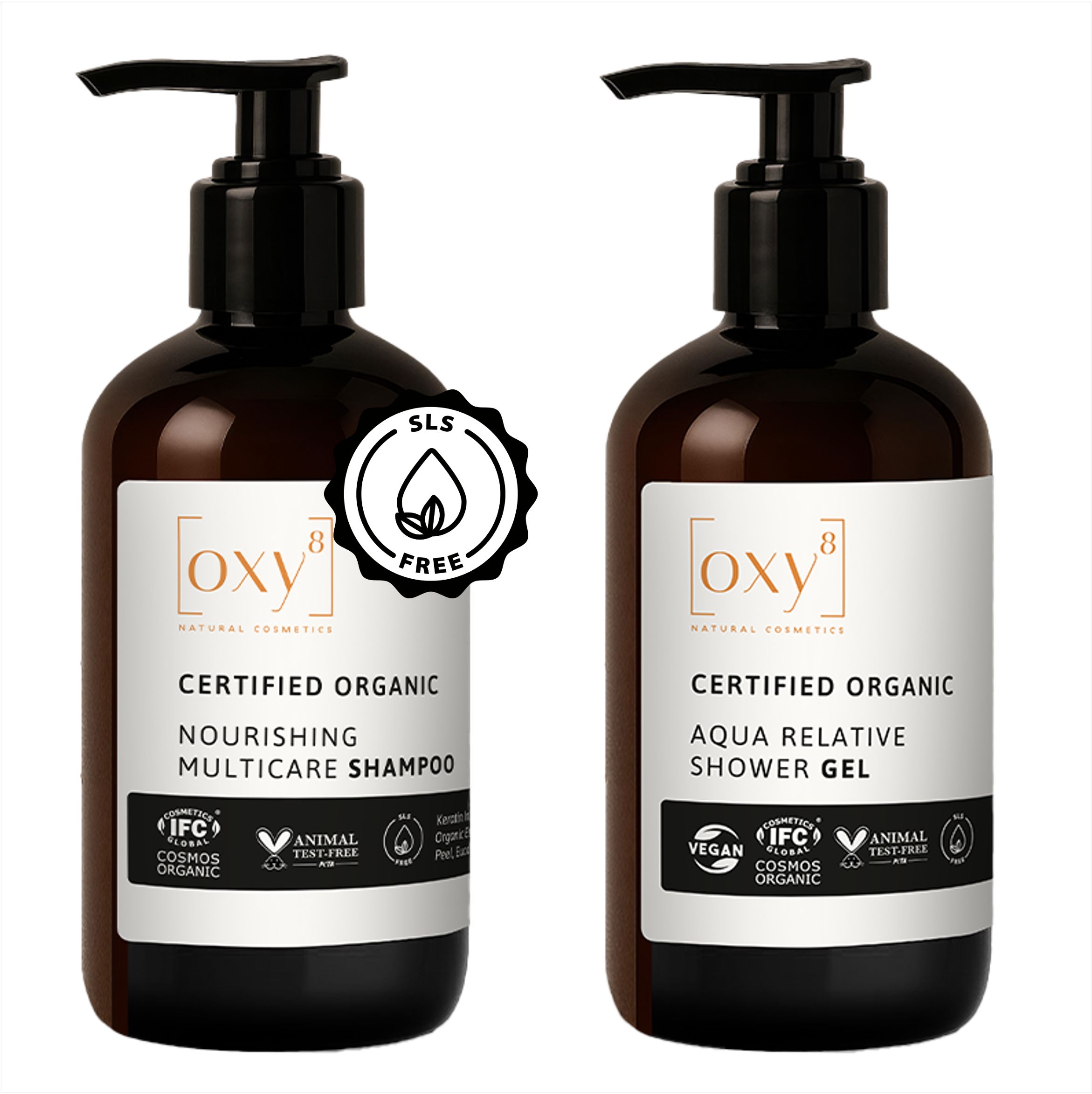 Zwei braune Flaschen mit schwarzem Pumpverschluss. Auf den Etiketten steht "Certified Organic" und "SLS Free".
