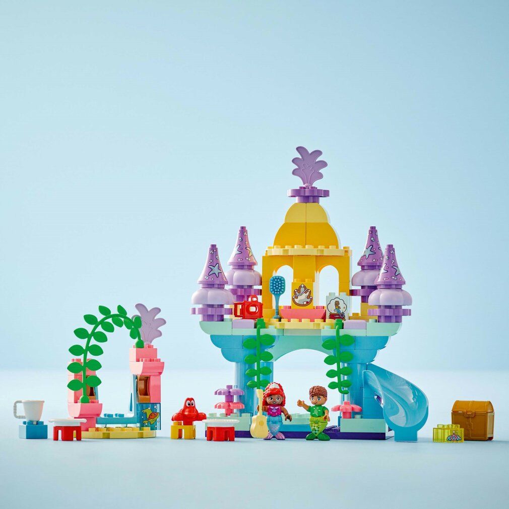 LEGO Duplo Set. Ariel's Magical Underwater Palace. Burg, Rutsche, Figuren und Zubehör. Farben: Gelb, Blau, Lila, Rosa und Grün.