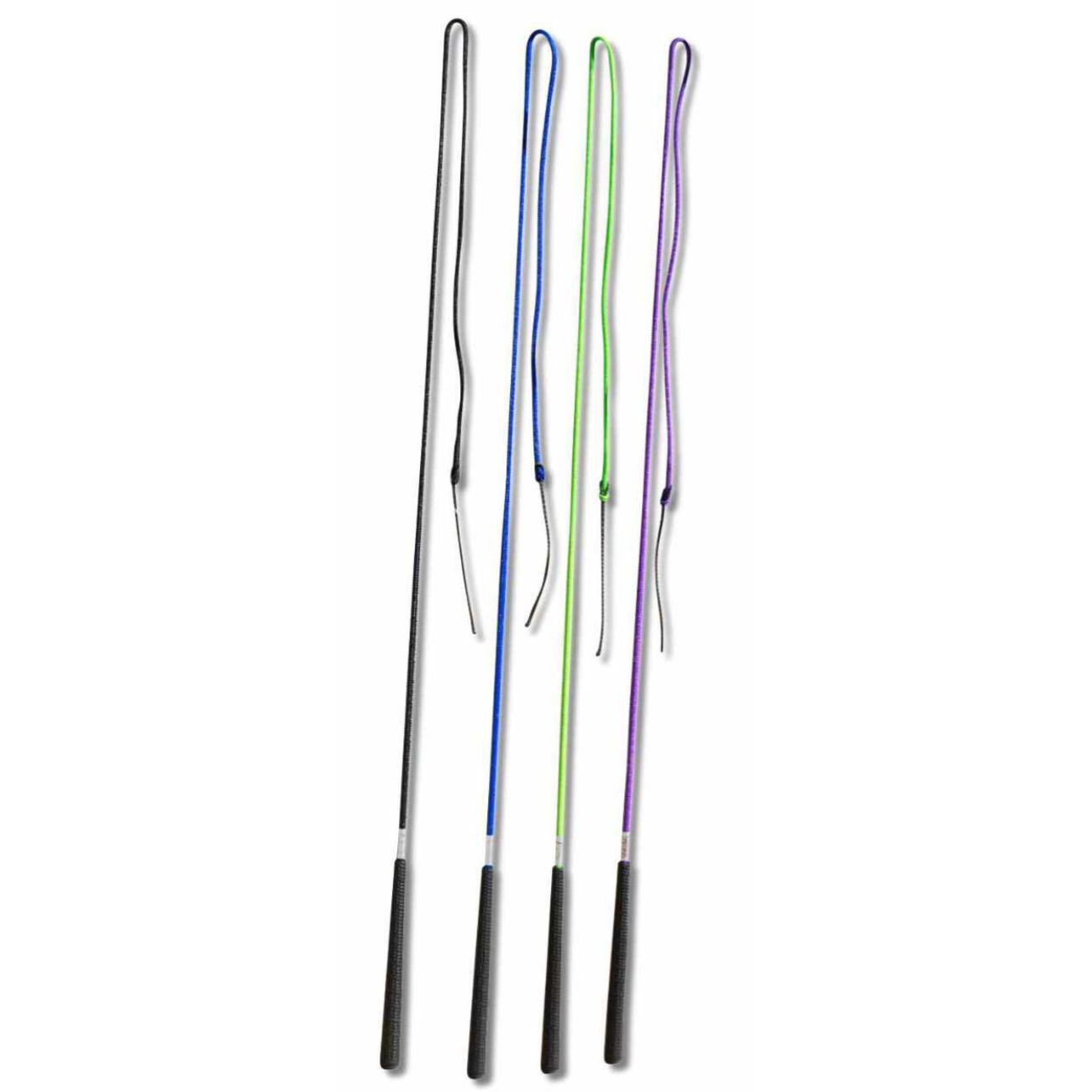 Vier AMKA Bogenpeitschen mit farbigen Schäften und schwarzen Griffen. Produktansicht von oben.
