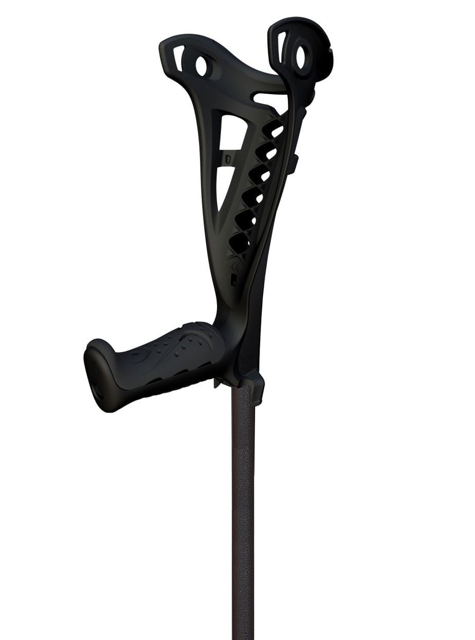 Schwarze Unterarmgehstütze. Ergonomischer Griff, Armauflage mit Löchern. Stab aus Metall.