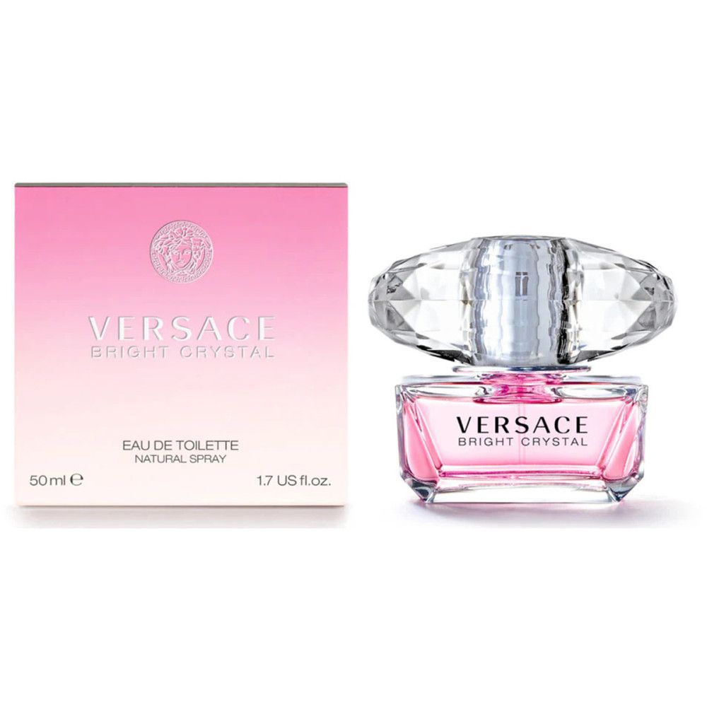 Versace Bright Crystal Eau de Toilette Spray. Rosa Flakon mit Kristallverschluss, daneben rosa Schachtel mit Logo und Schriftzug.
