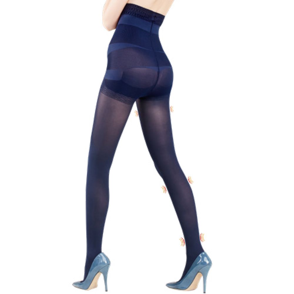 Opaque Strumpfhose mit hohem Bund. Dunkelblaue Farbe. Modell trägt Pumps. Sichtbare Kompression im Hüftbereich.