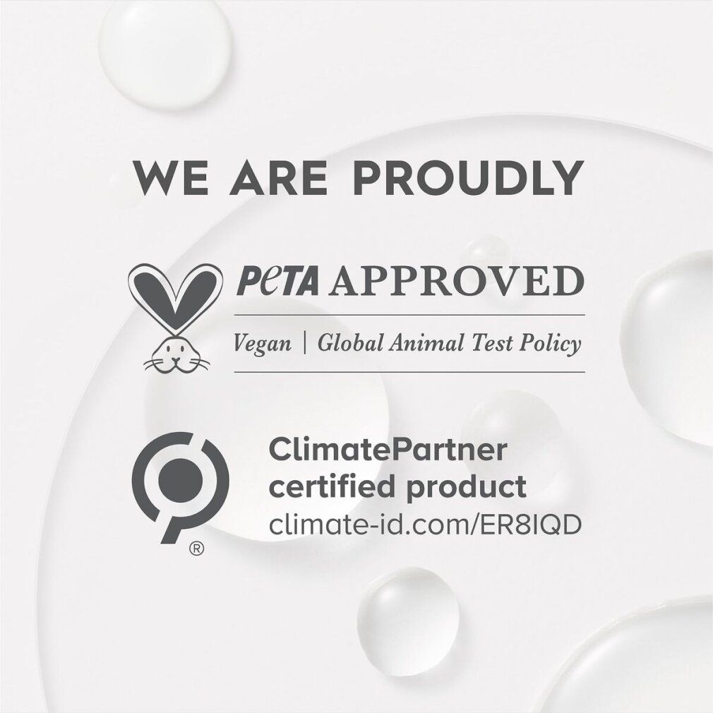 PETA-Siegel für vegane Produkte. ClimatePartner-Zertifizierung. Text: „WE ARE PROUDLY“ und „ClimatePartner certified product“.