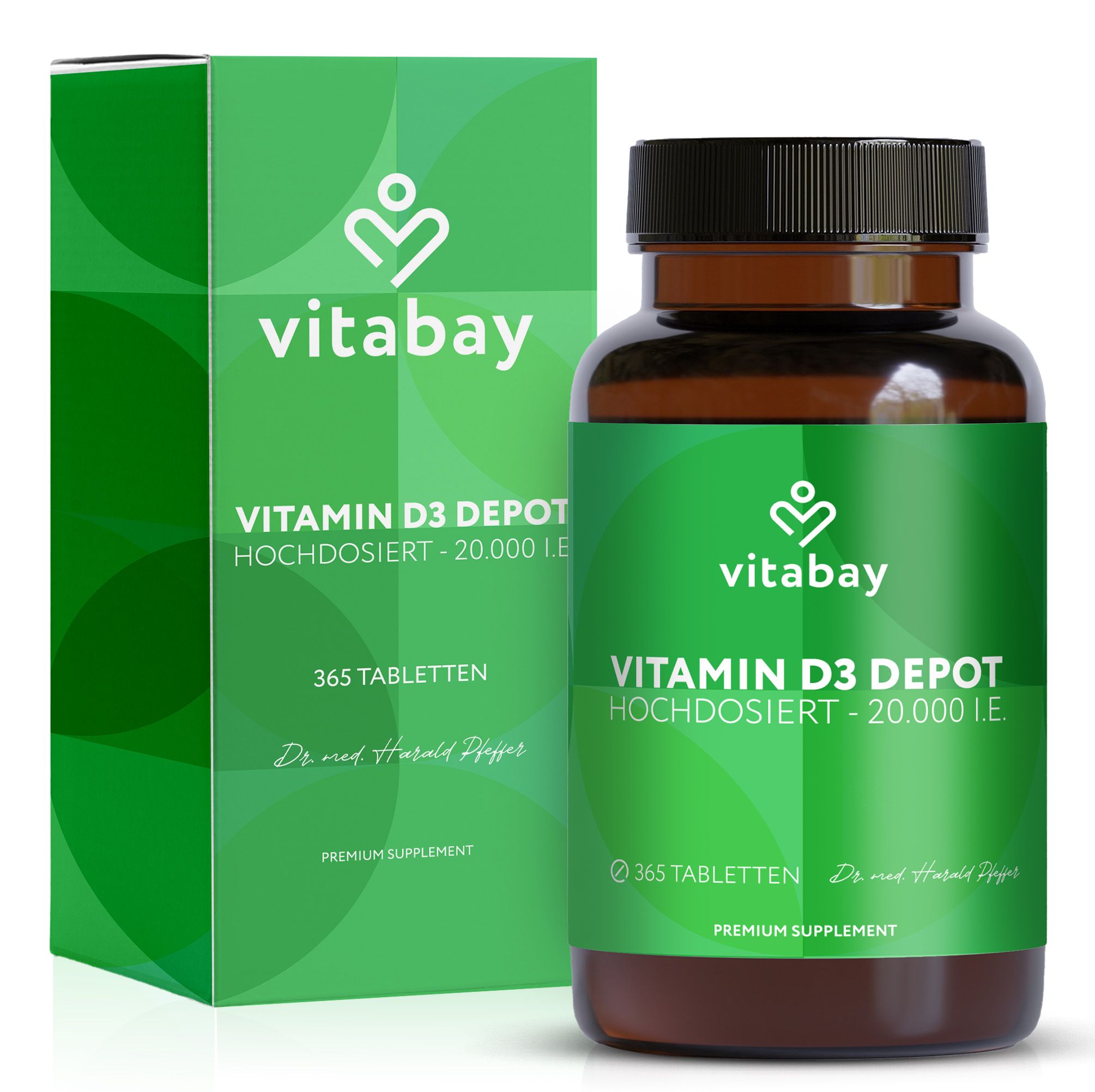 Grüne Verpackung und braune Flasche mit weißem Etikett. Aufschrift: Vitamin D3 Depot 20.000 I.E. 365 Tabletten. Marke: Vitabay.