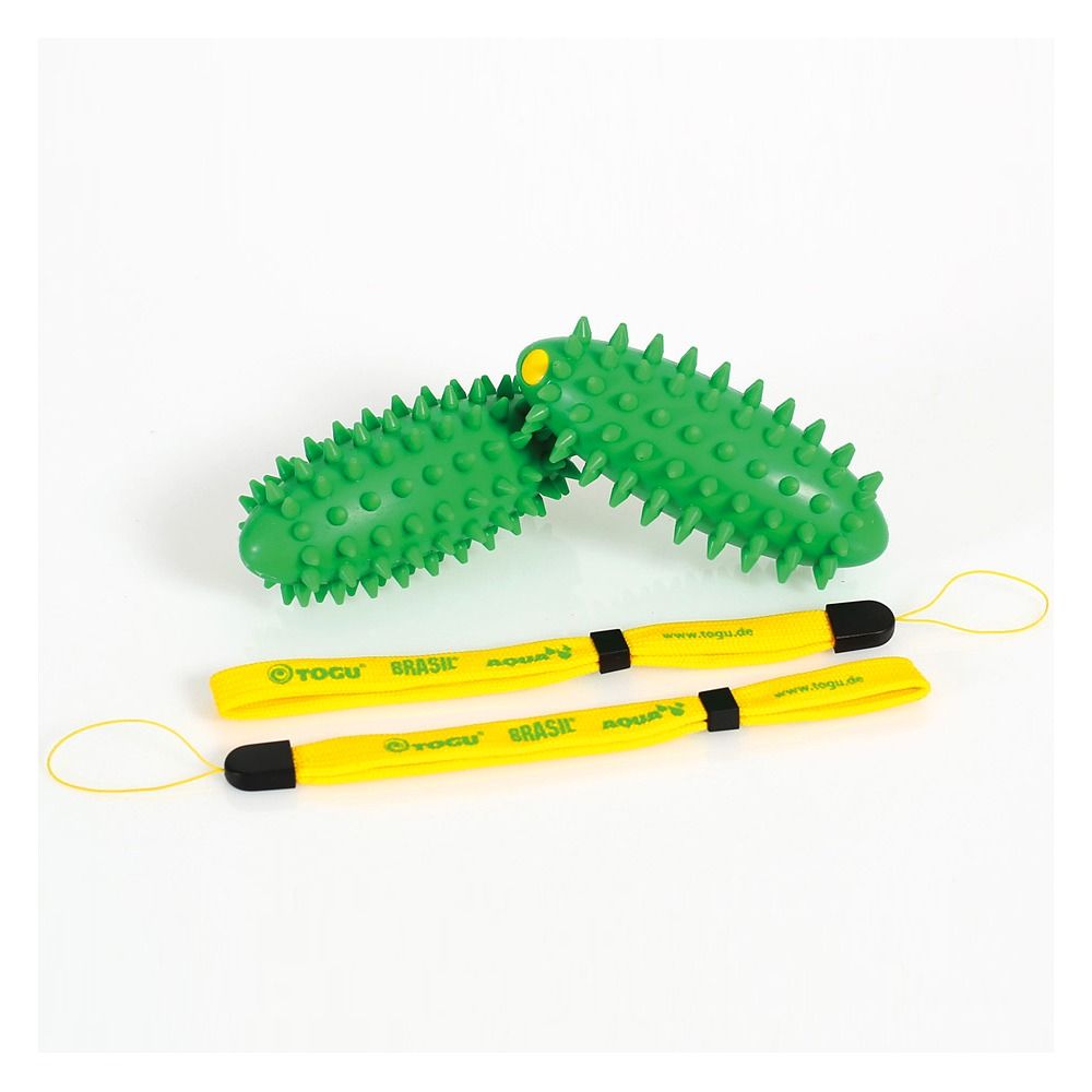 Zwei grüne, stachelige Fitnessgeräte mit gelben Schlaufen. Darunter zwei gelbe Schlaufen mit schwarzem Band und Schriftzug.