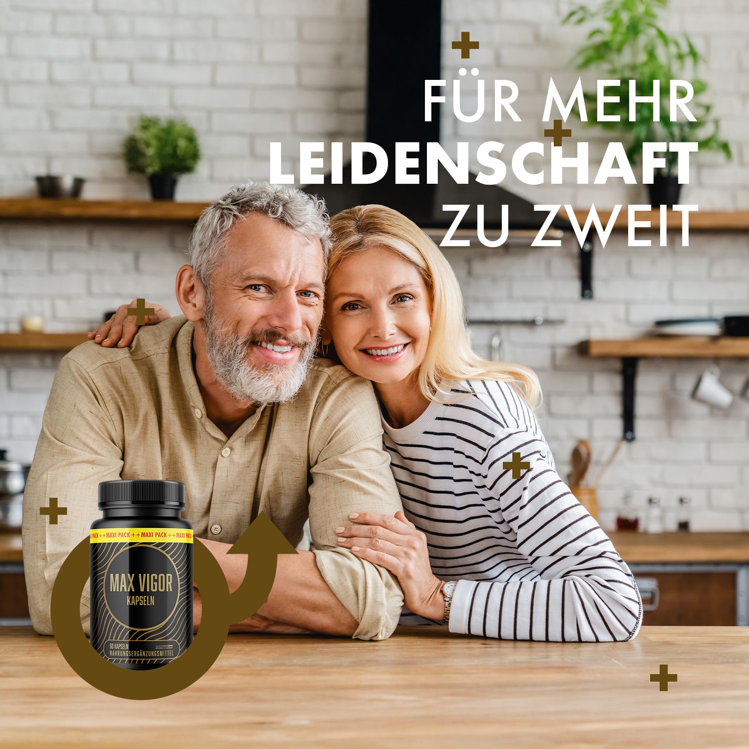 Paar lächelt. Flasche MAX VIGOR KAPSELN. Aufschrift: MAX VIGOR KAPSELN. Text: Für mehr Leidenschaft zu zweit.