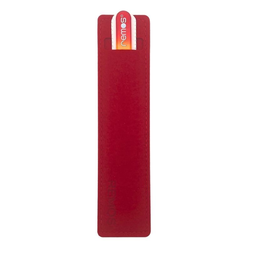 Rotes Etui mit Remos-Logo. Glasnagelfeile teilweise sichtbar. Original-Qualität.