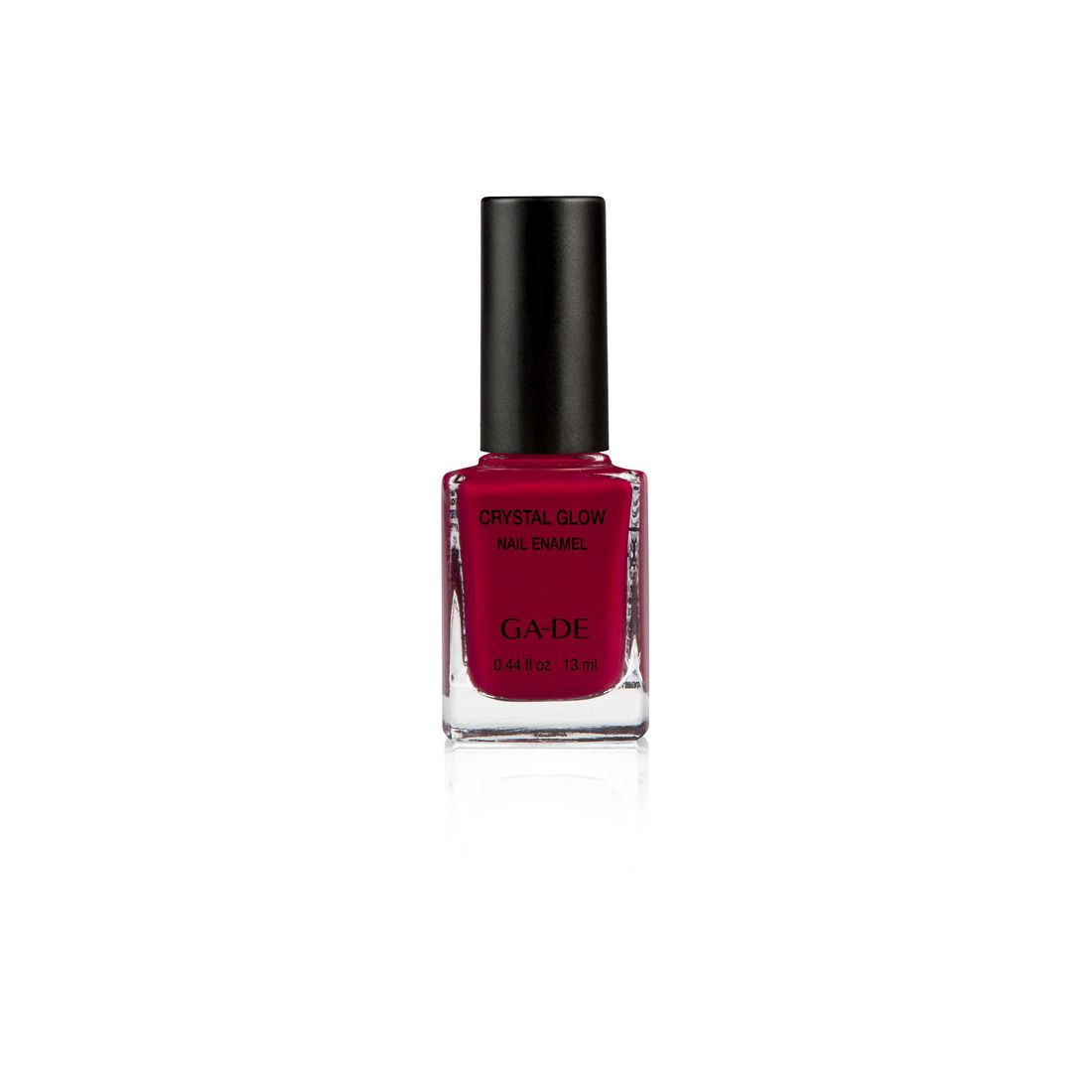 Ga-De Crystal Glow Nagellack. Rote Flüssigkeit in quadratischer Glasflasche mit schwarzem Deckel. Schriftzug: Crystal Glow, Nail Chanel.