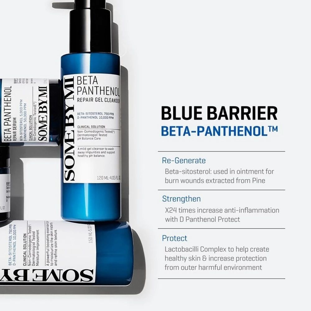 Mehrere blaue Flaschen mit schwarzem Pumpkopf. Aufschrift: Beta Panthenol Repair Gel Cleanser. Marke: SOMEBYMI.
