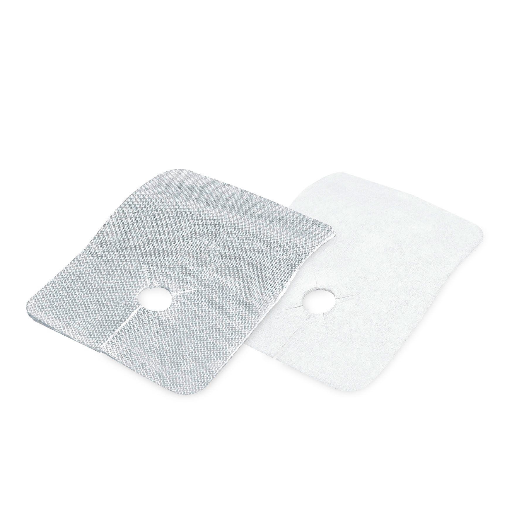 Zwei rechteckige, weiße und graue Tracheal-Pads mit zentralem Schlitz.
