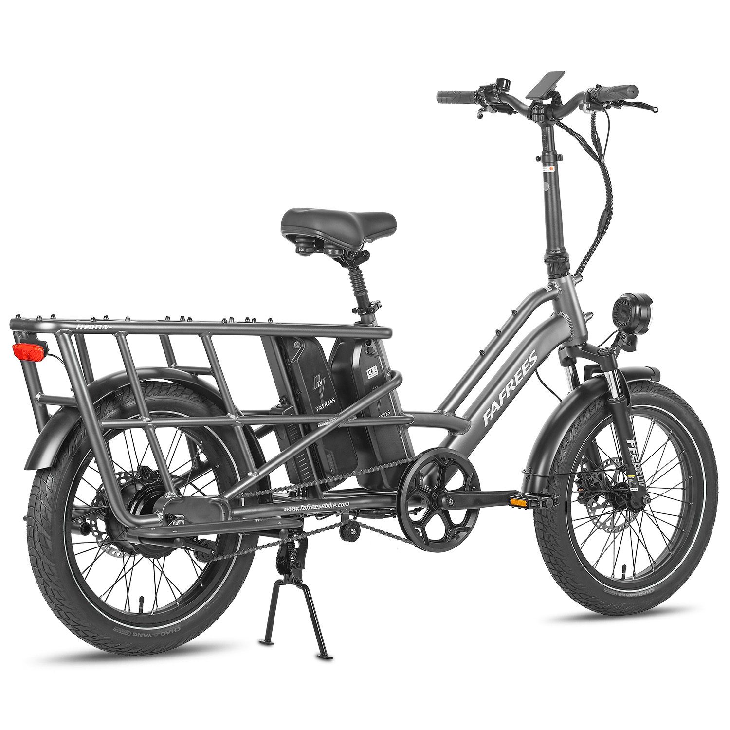 Graues Elektrofahrrad mit Gepäckträger, zwei Batterien und Ständer. Marke FAFREES.