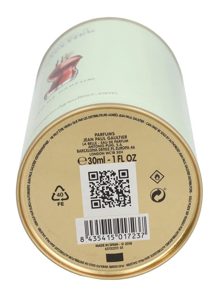 Dosenboden mit Produktinformationen. QR-Code, Warnhinweise. Aufschrift: Jean Paul Gaultier, La Belle.