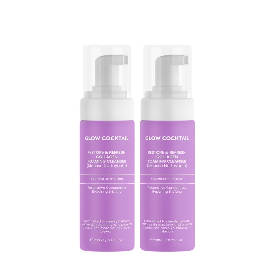 Zwei lila Flaschen mit weißem Pumpkopf. Aufschrift: Glow Cocktail, Restore & Refresh Collagen Foaming Cleanser.