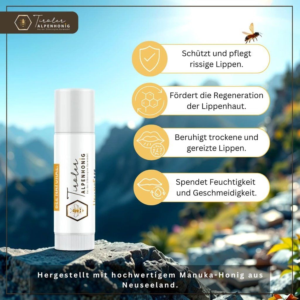 Lippenpflege-Stift mit Berglandschaft und Icons. Aufschrift: Tiroler Alpenhonig. Text: Schützt, regeneriert, beruhigt, spendet Feuchtigkeit.